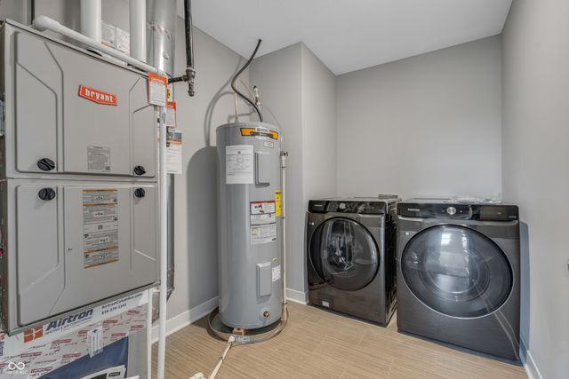 76 Fernleaf Drive, Whiteland, IN 46184