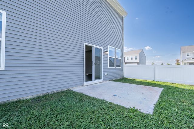 76 Fernleaf Drive, Whiteland, IN 46184