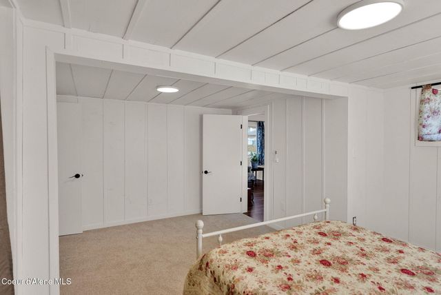 32489 N 7th AVE, Spirit Lake, ID 83869