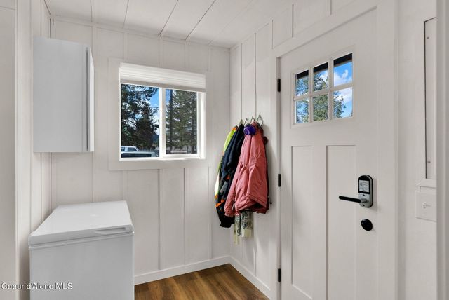 32489 N 7th AVE, Spirit Lake, ID 83869