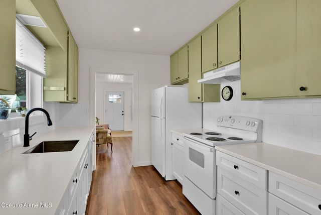 32489 N 7th AVE, Spirit Lake, ID 83869