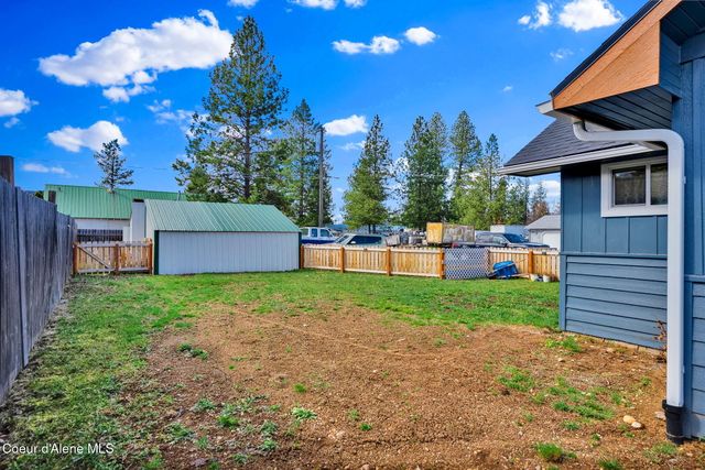 32489 N 7th AVE, Spirit Lake, ID 83869