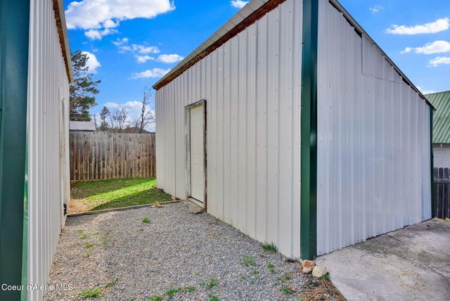 32489 N 7th AVE, Spirit Lake, ID 83869