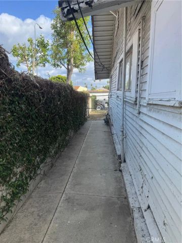 5077 Huntington North, Los Angeles, CA 90032