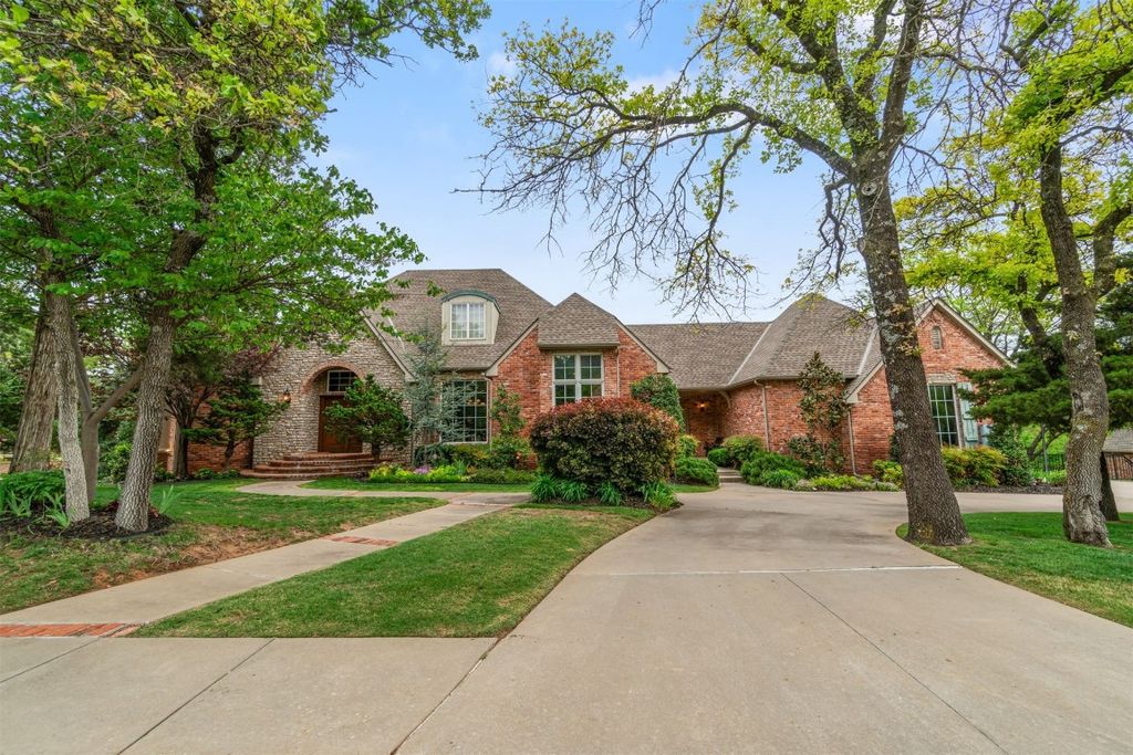 3920 Creek Bank Drive, Edmond, OK 73003