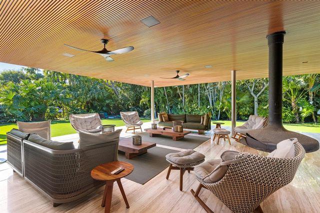 195 Via Marina, Palm Beach, FL 33480