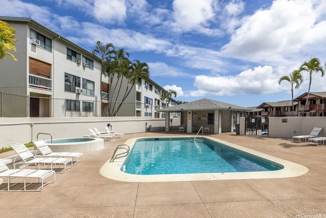 98-660 Moanalua Loop 276, Aiea, HI 96701