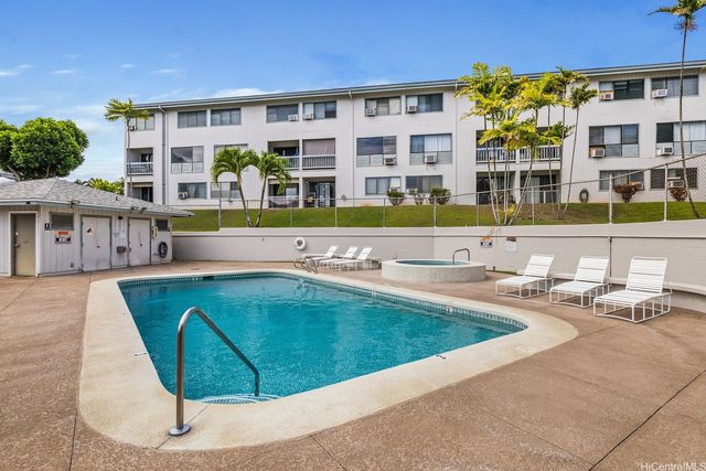 98-660 Moanalua Loop 276, Aiea, HI 96701