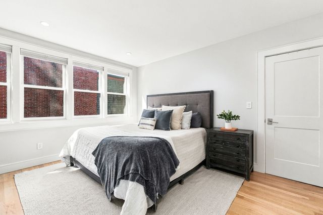 10 Gloucester St 3, Boston, MA 02115
