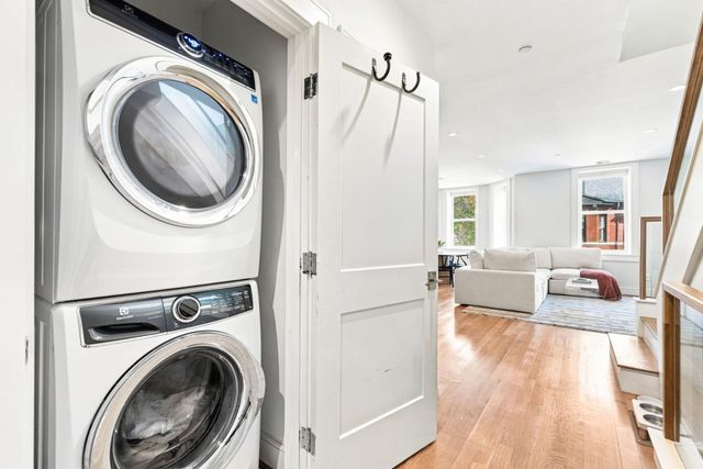 10 Gloucester St 3, Boston, MA 02115