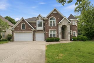 1870 COOL CREEK Drive, St. Charles, IL 60174