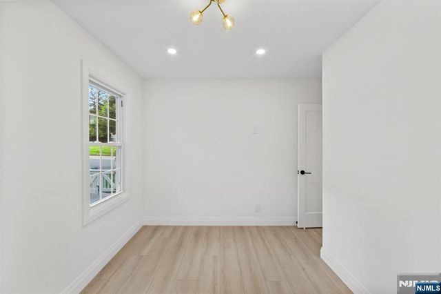 32 Brook Street, Closter, NJ 07624