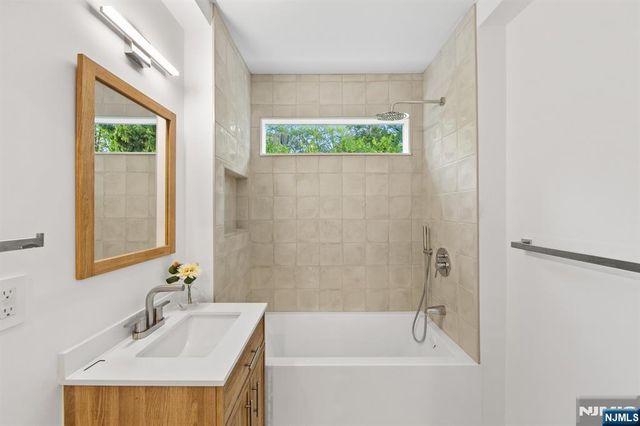32 Brook Street, Closter, NJ 07624