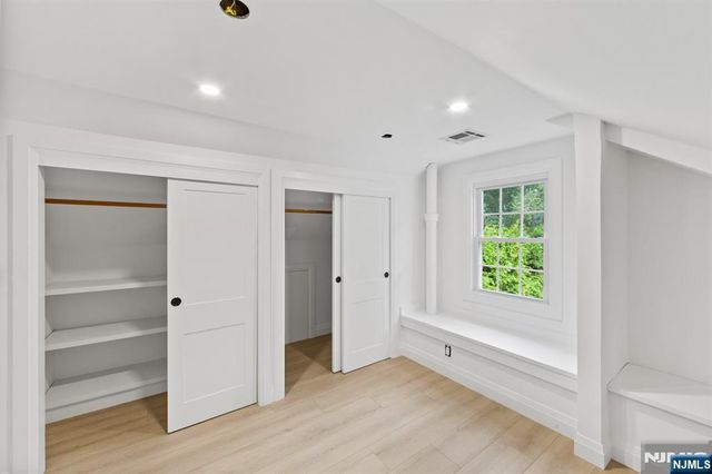 32 Brook Street, Closter, NJ 07624
