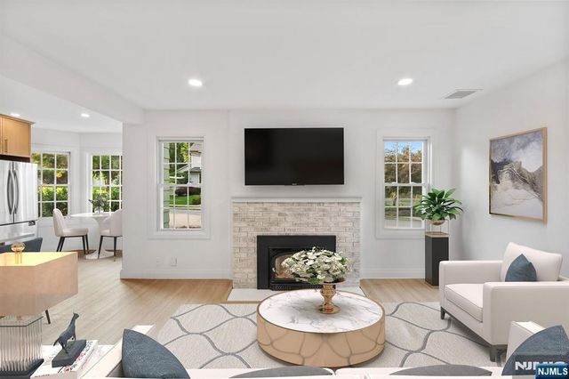 32 Brook Street, Closter, NJ 07624