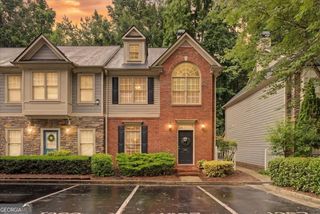 1267 Harris Commons Place, Roswell, GA 30076