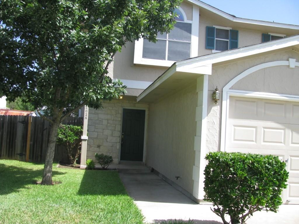 8102 Willet TRL A, Austin, TX 78745