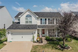 5437 Deer Lake Drive, North Ridgeville, OH 44039