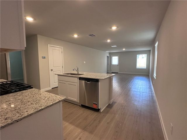 1622 Letty, Corpus Christi, TX 78418