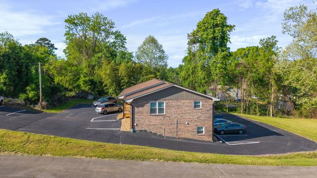 1933 Harle Avenue NW, Cleveland, TN 37311