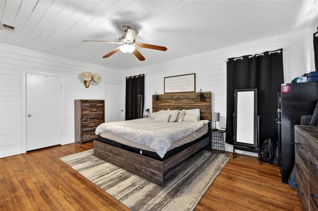 458 N Franklin Street, La Grange, TX 78945