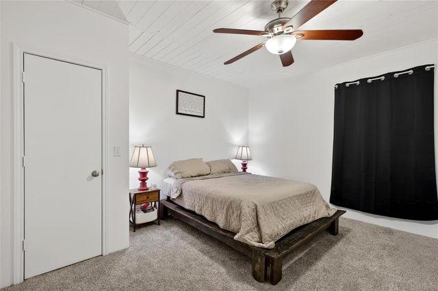 458 N Franklin Street, La Grange, TX 78945