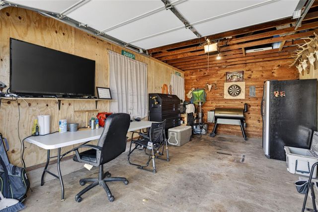 458 N Franklin Street, La Grange, TX 78945