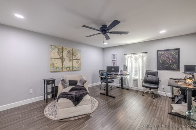 9101 N 165th East Avenue, Owasso, OK 74055