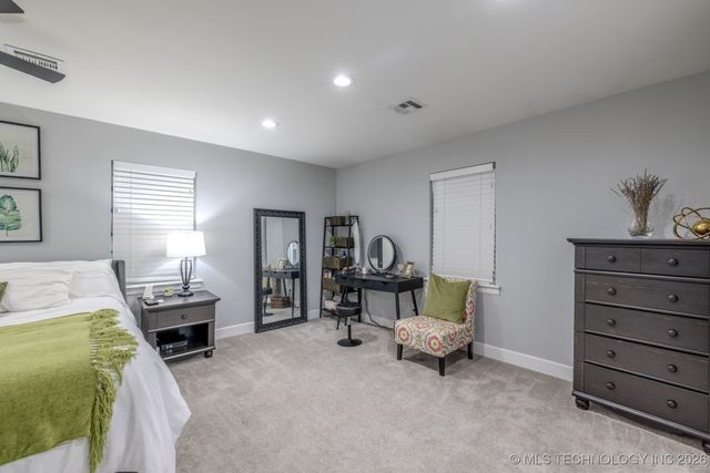 9101 N 165th East Avenue, Owasso, OK 74055