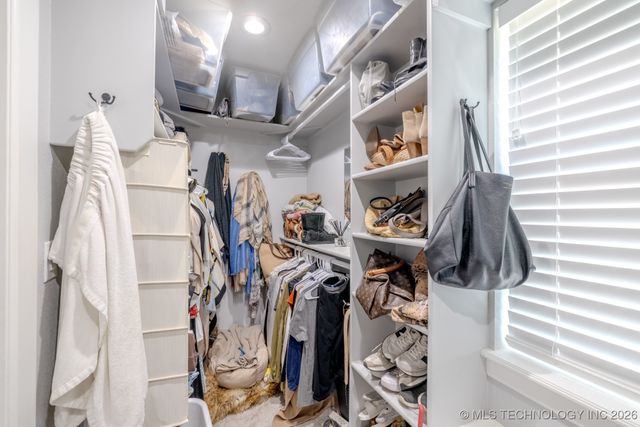 9101 N 165th East Avenue, Owasso, OK 74055