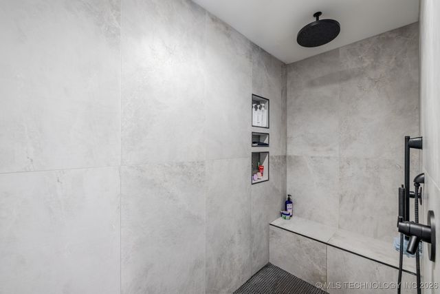 9101 N 165th East Avenue, Owasso, OK 74055