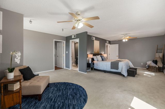 1809 Archuleta Drive NE, Albuquerque, NM 87112