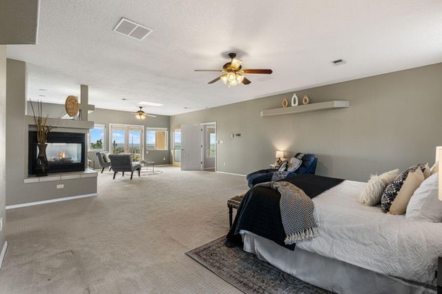 1809 Archuleta Drive NE, Albuquerque, NM 87112