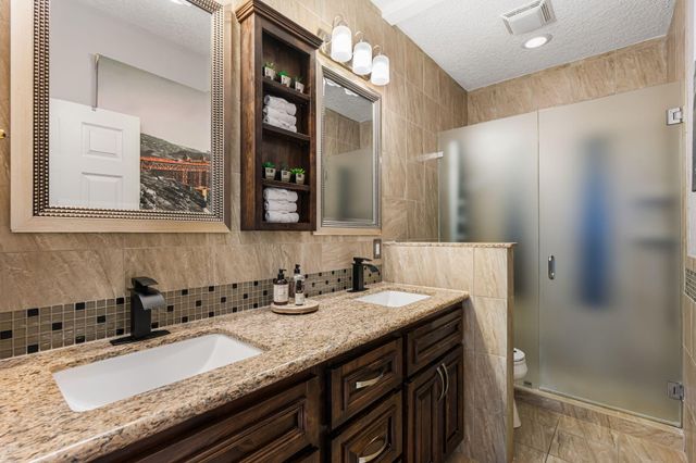 1809 Archuleta Drive NE, Albuquerque, NM 87112