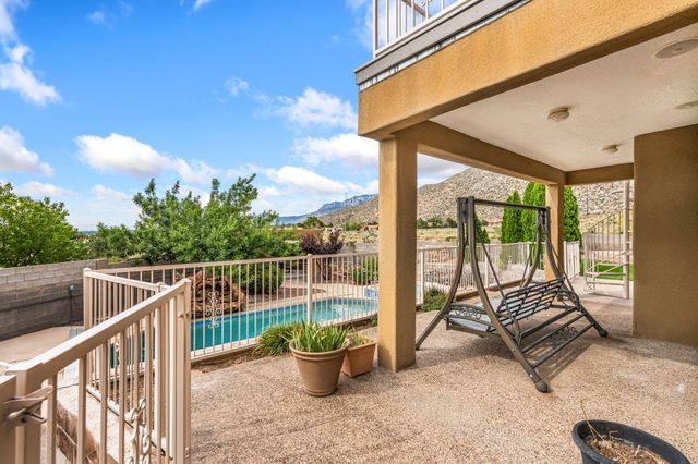 1809 Archuleta Drive NE, Albuquerque, NM 87112