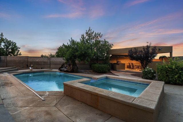 1809 Archuleta Drive NE, Albuquerque, NM 87112