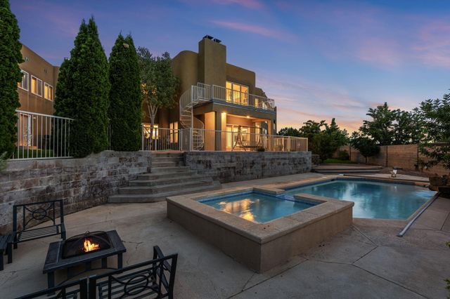 1809 Archuleta Drive NE, Albuquerque, NM 87112