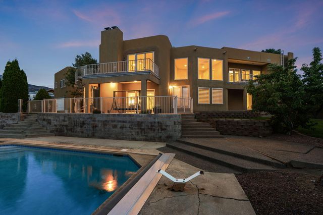 1809 Archuleta Drive NE, Albuquerque, NM 87112