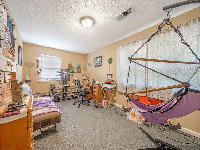 10116 Sneed Pt, Lyles, TN 37098