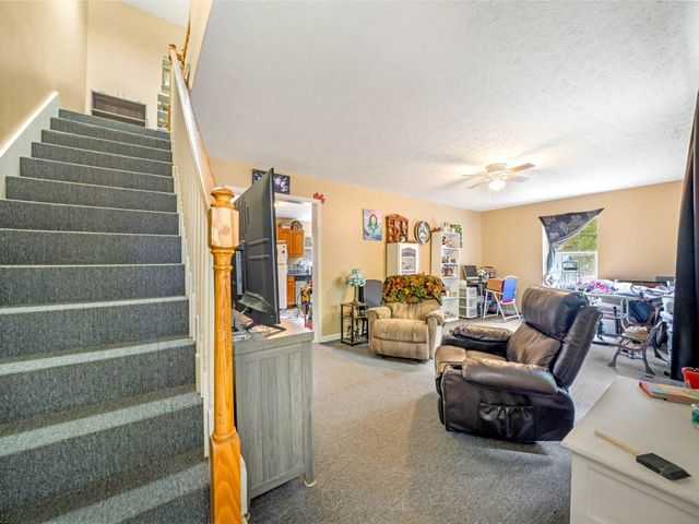 10116 Sneed Pt, Lyles, TN 37098