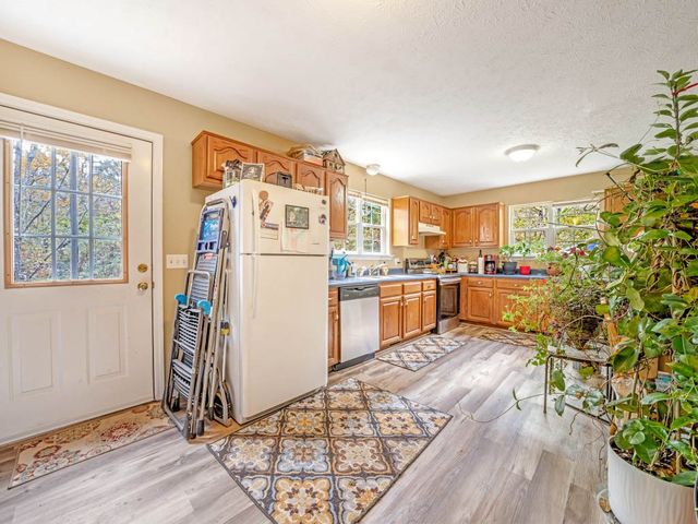 10116 Sneed Pt, Lyles, TN 37098