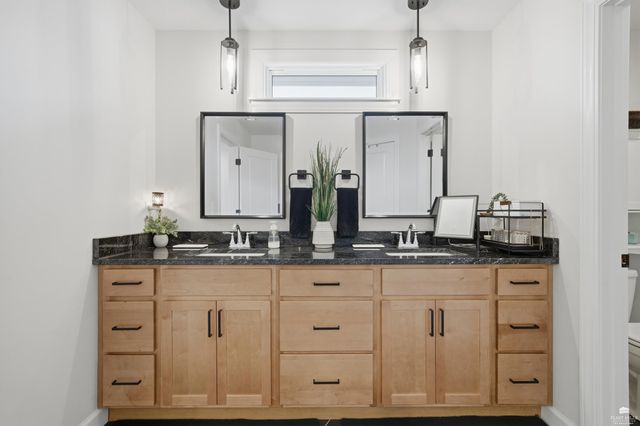 726 Fossilridge Circle, Manhattan, KS 66503