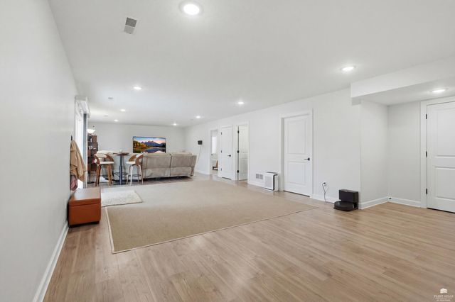 726 Fossilridge Circle, Manhattan, KS 66503