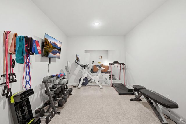 726 Fossilridge Circle, Manhattan, KS 66503