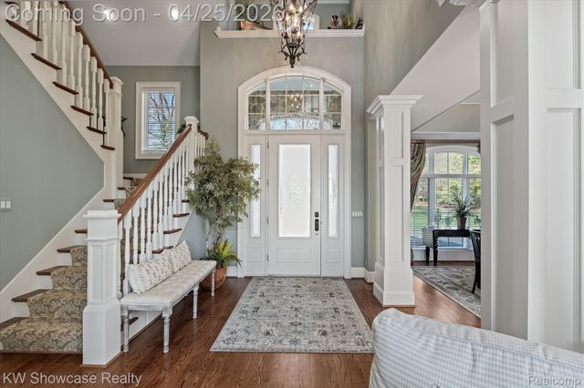 4334 Terra Ridge Drive, Milford Charter Township, MI 48381