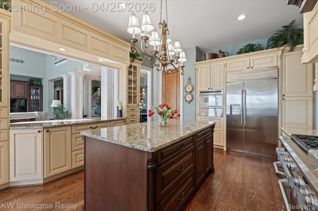 4334 Terra Ridge Drive, Milford Charter Township, MI 48381