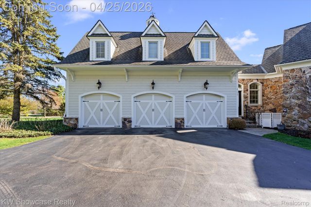 4334 Terra Ridge Drive, Milford Charter Township, MI 48381