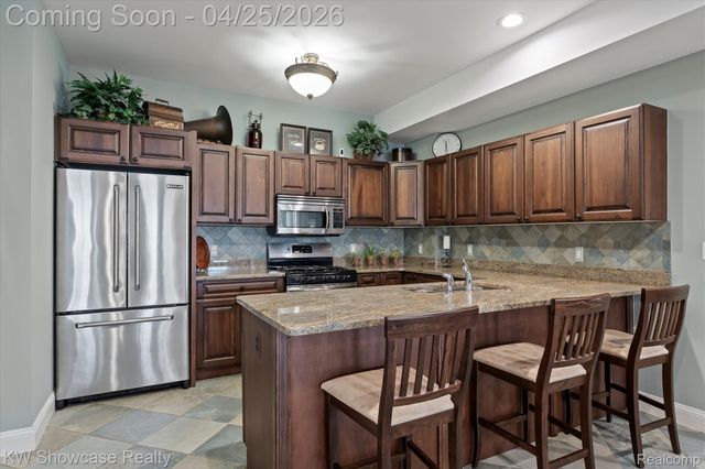 4334 Terra Ridge Drive, Milford Charter Township, MI 48381