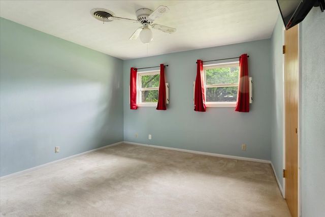 1021 S Fairbanks Avenue, Denison, TX 75020