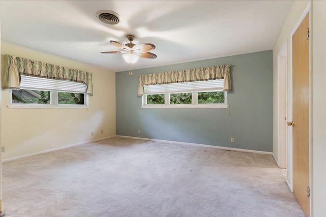 1021 S Fairbanks Avenue, Denison, TX 75020